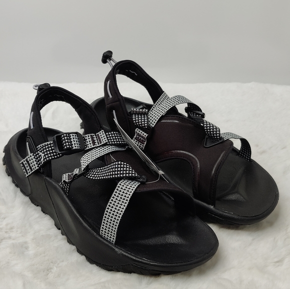 New Nike Hiking sandals sz 9 - Picture 3 of 7